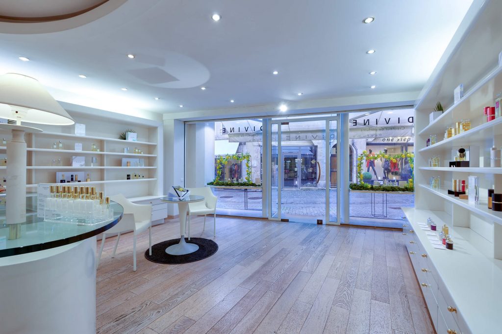 shop divine caen