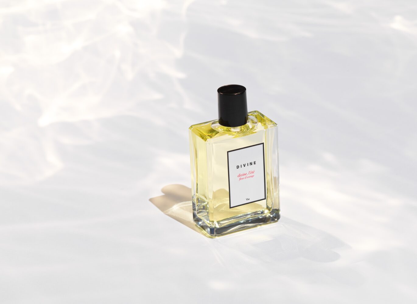 NEW. divine l'été